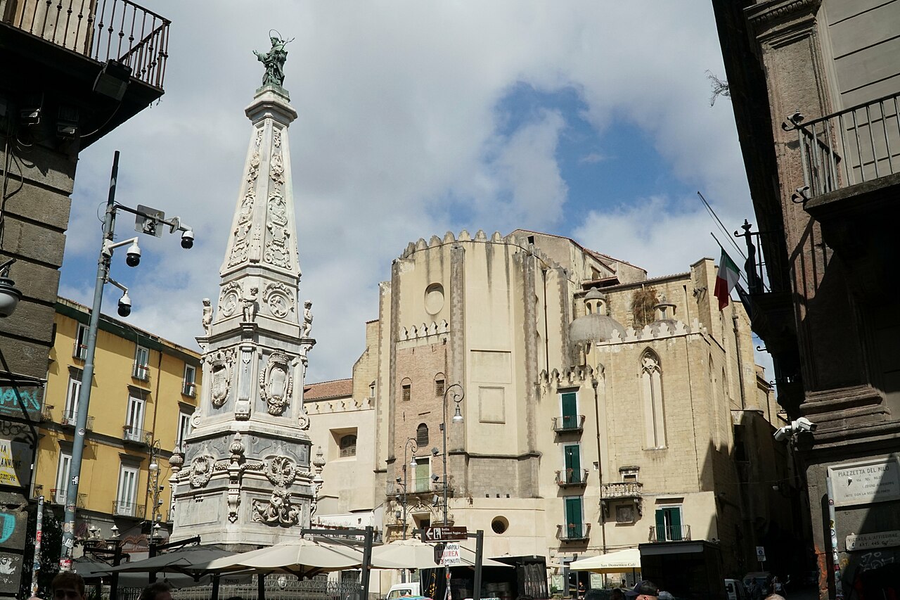 Piazza San Domenico Maggiore